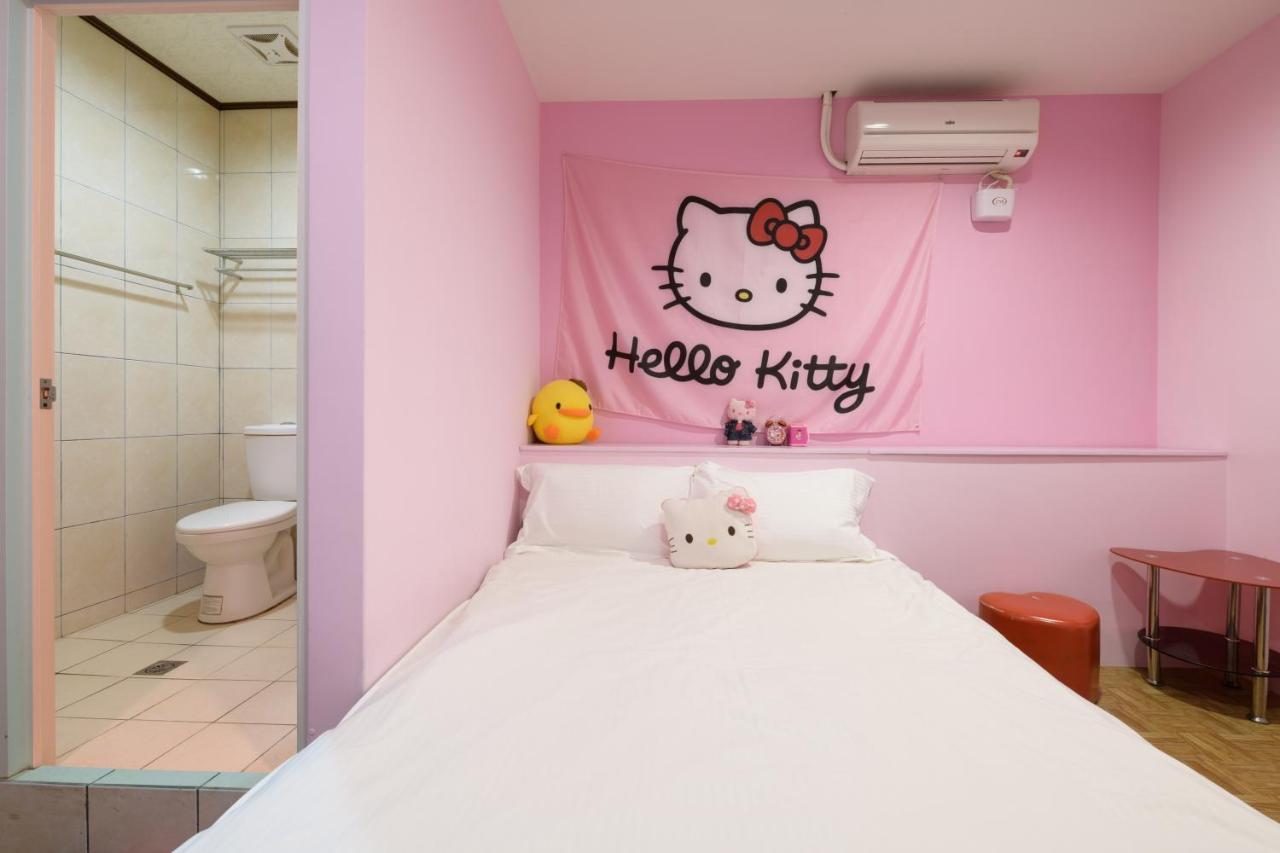 羅東夜市 小宅一生民宿 Night Market Small House Lifetime Hotel Luodong Exterior photo